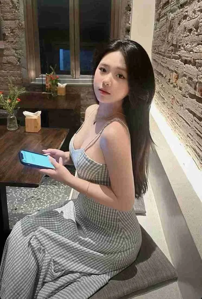 Gái Xinh Ngày 12/10/2025 ảnh số 17 nhà cái fly88